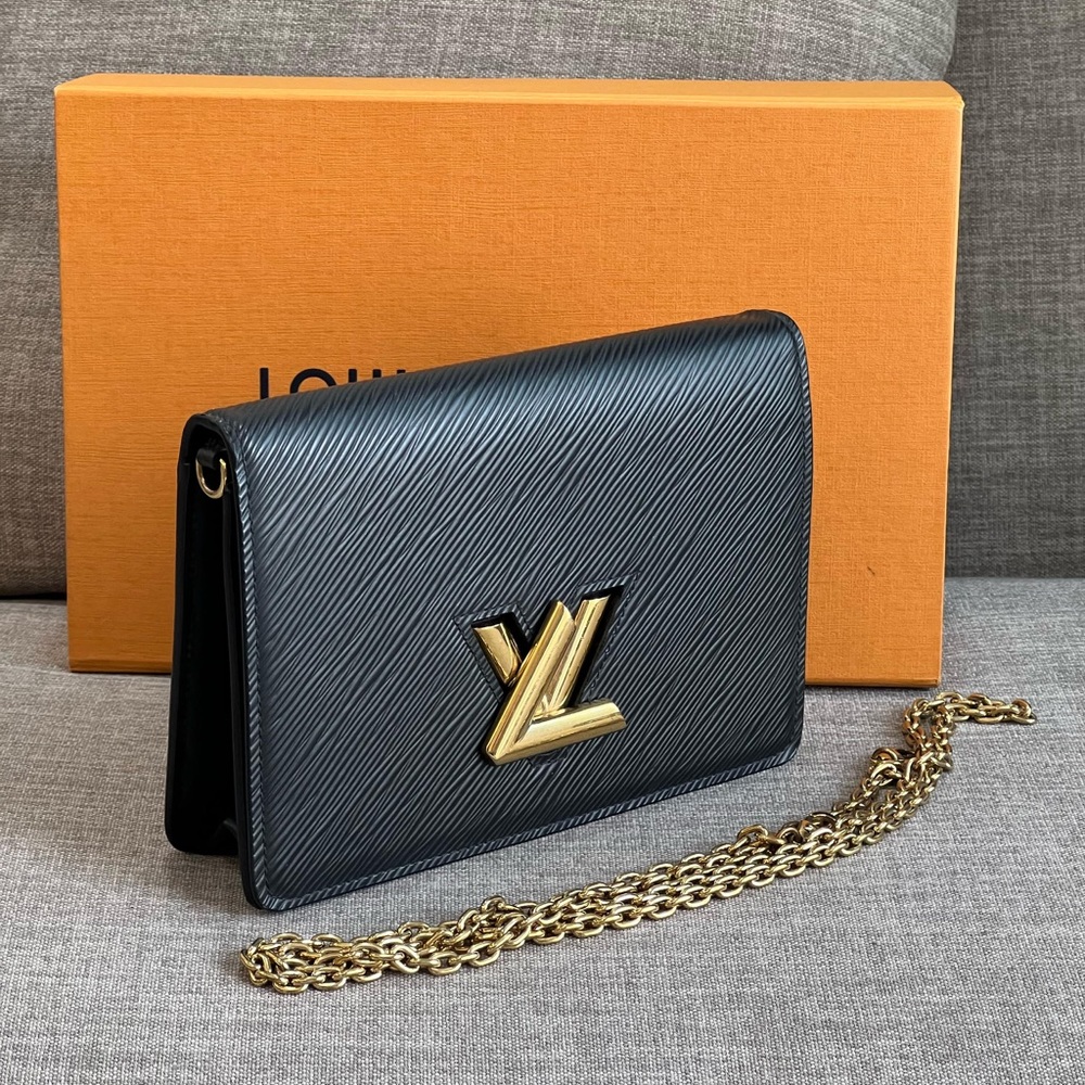 Louis Vuitton Black Clutch with Gold Chain - 1950 cad